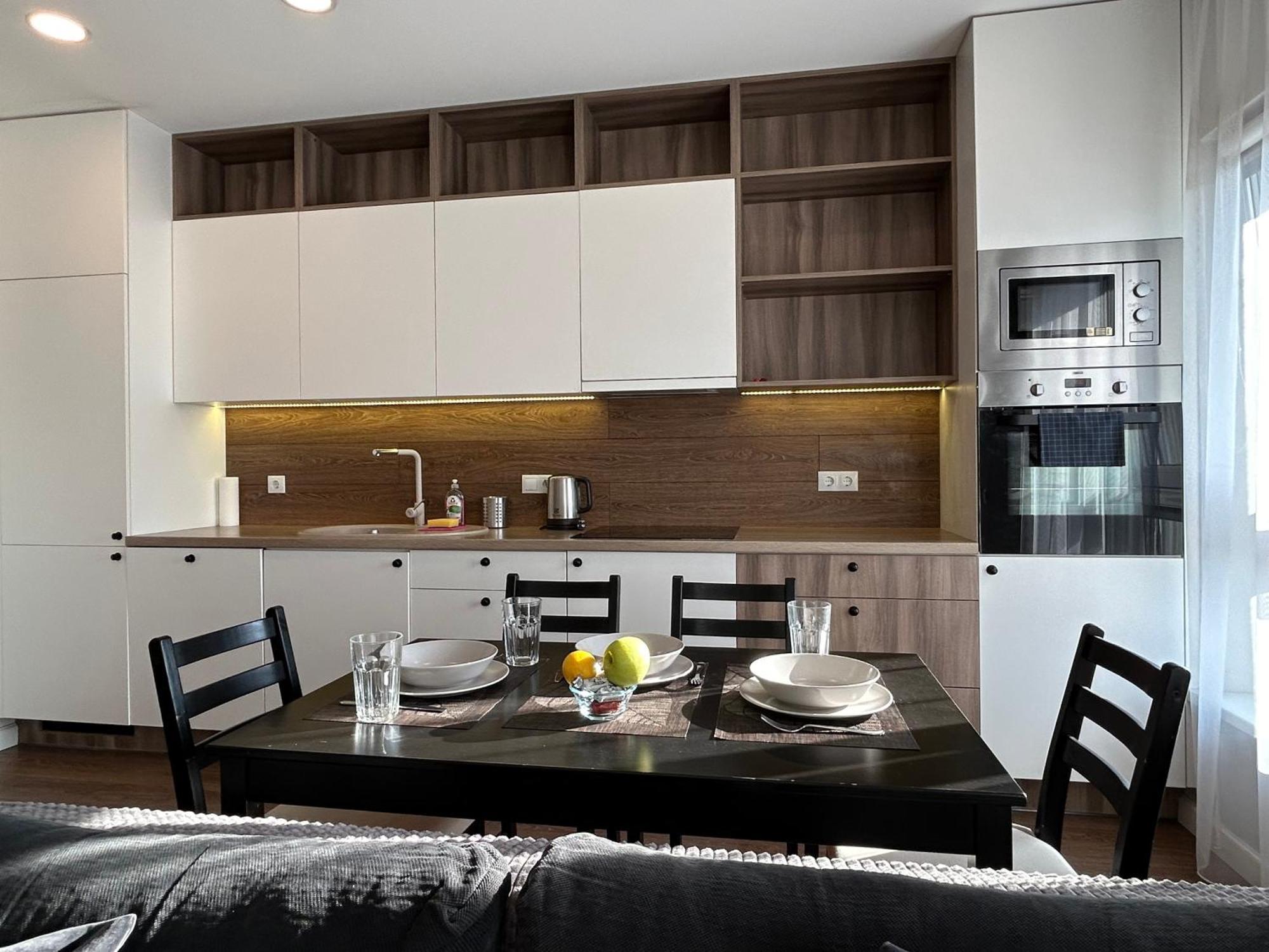 וילנה Your Home - Spacious Apartment In City Center, With Balcony & Self Check-In מראה חיצוני תמונה